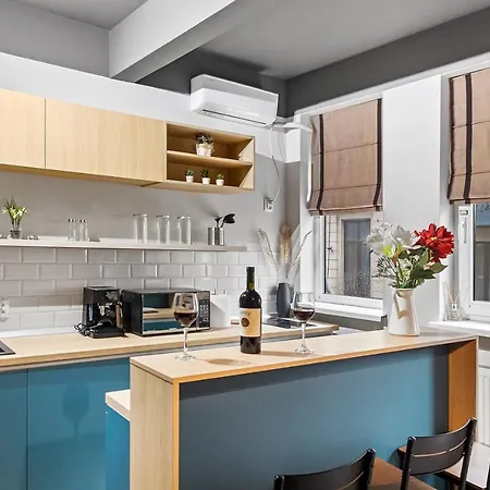 Cute Cozy Nest Apartment